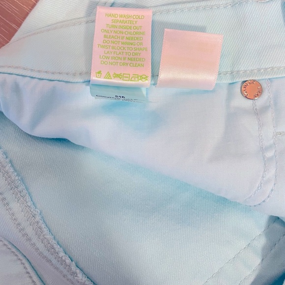 Lilly Pulitzer Jean - South Ocean Crop Jean Capri Flare - Size 4 - Picture 7 of 12